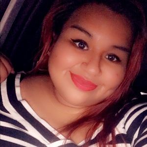 Meet your Posher, Jhasmina